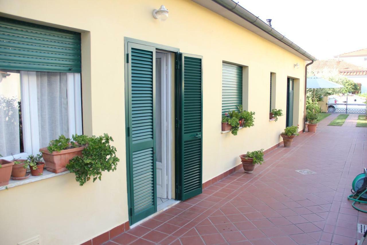 リド・ディ・カマイオーレ La Casina Dell'Annettaヴィラ エクステリア 写真